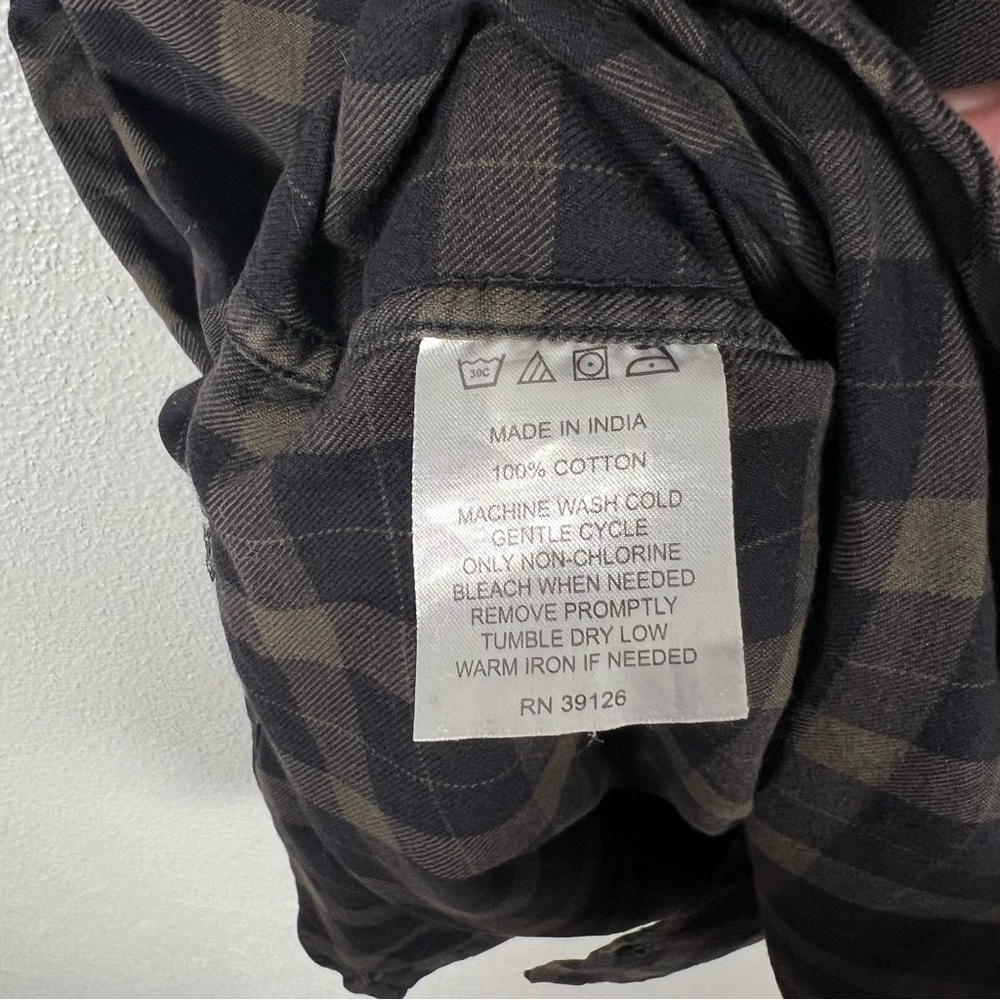 Filson Alaskan Guide Flannel Shirt Plaid Long Sleeve Button Down Size XL - Picture 6 of 7